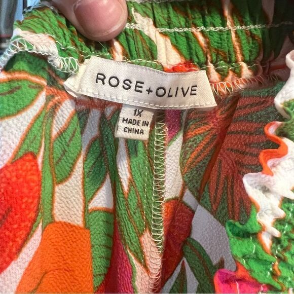 Rose & Olive Floral Wide Leg Pants size 1X NWTs - Picture 7 of 7